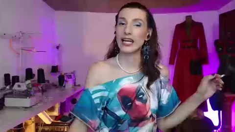 Snapshot of moira_hot chatting on September 16, 2025, 5:14 pm moira_hot online show from September 16, 2025, 5:14 pm