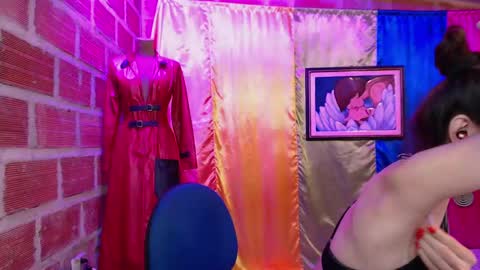 Snapshot of moira_hot chatting on October 22, 2025, 6:24 am moira_hot online show from October 22, 2025, 6:24 am