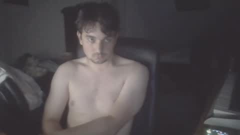 Snapshot of moistbreadstick chatting on July 13, 2026, 9:17 pm moistbreadstick online show from July 13, 2026, 9:17 pm