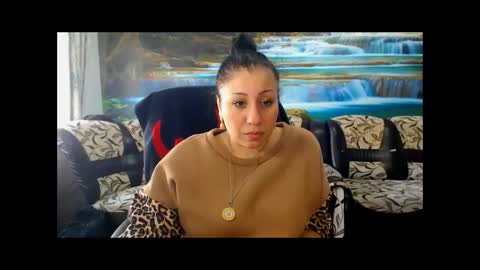 Snapshot of moistmady chatting on March 18, 2026, 9:01 am moistmady online show from March 18, 2026, 9:01 am