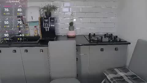 erika online show from April 17, 2026, 8:28 am