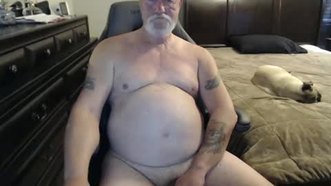 Snapshot of mojochillin chatting on January 27, 2025, 8:39 pm mojochillin online show from January 27, 2025, 8:39 pm