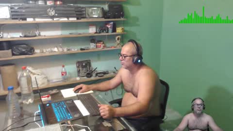 Snapshot of mokkaccmm chatting on December 8, 2024, 4:39 pm Mokkaf online show from December 8, 2024, 4:39 pm