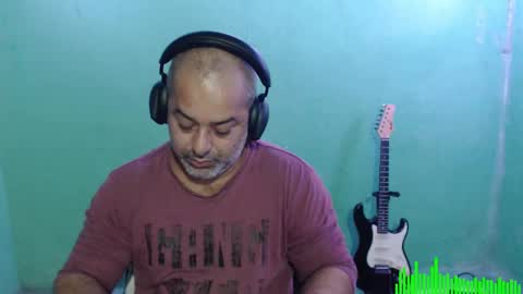 Snapshot of mokkaccmm chatting on January 29, 2025, 5:35 pm Mokkaf online show from January 29, 2025, 5:35 pm