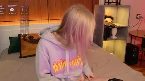 moliqin online show from April 9, 2026, 7:25 am