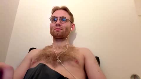 molliter online show from October 22, 2025, 10:53 pm