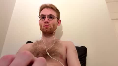 molliter online show from November 11, 2025, 12:32 am