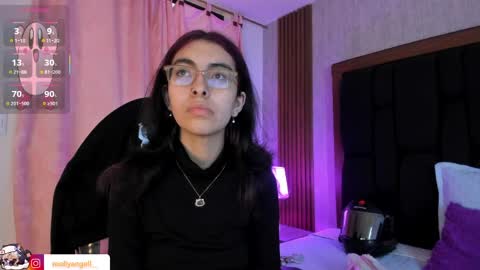 Molly online show from June 5, 2026, 2:34 pm