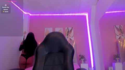    online show from January 11, 2026, 1:27 pm