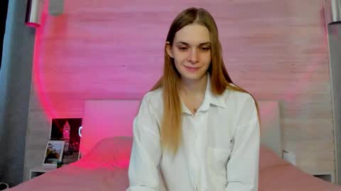 Molly Hunt online show from February 3, 2026, 6:22 am