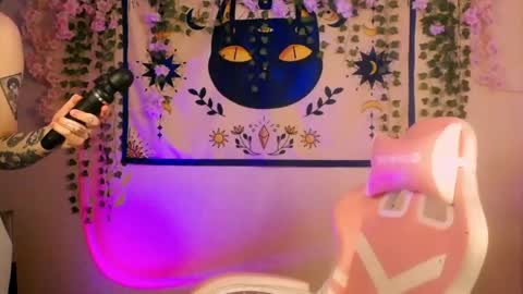 Snapshot of molly_kisss chatting on April 26, 2026, 4:10 am molly_kisss online show from April 26, 2026, 4:10 am
