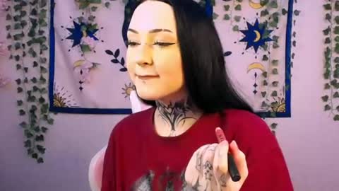 molly_kisss online show from July 15, 2026, 8:41 am