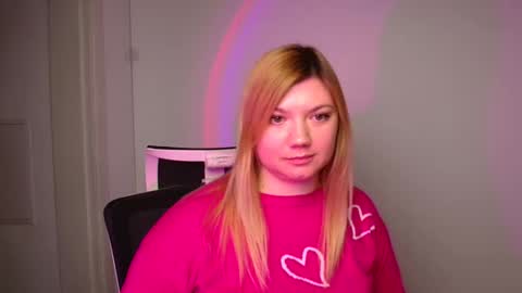 Molly online show from January 9, 2025, 3:12 pm