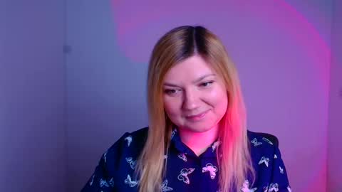 Molly online show from February 8, 2025, 12:39 pm