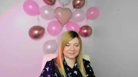 Molly online show from February 12, 2025, 4:11 pm