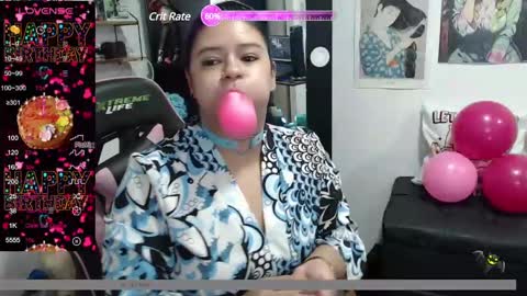 Snapshot of molly_shake chatting on February 10, 2025, 4:08 am Molly online show from February 10, 2025, 4:08 am