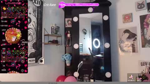 Snapshot of molly_shake chatting on February 10, 2025, 7:15 am Molly online show from February 10, 2025, 7:15 am