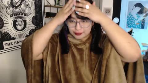 Snapshot of molly_shake chatting on March 6, 2025, 5:57 am Molly online show from March 6, 2025, 5:57 am