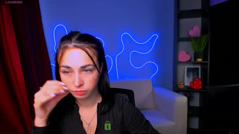 molly_xxx3 online show from October 2, 2025, 9:16 am