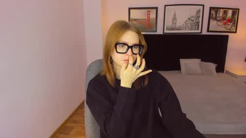 Snapshot of mollydangerous chatting on December 15, 2024, 11:34 am Taisha online show from December 15, 2024, 11:34 am