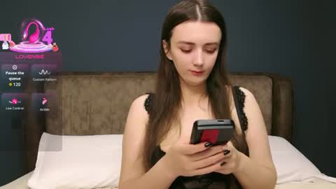 Molly online show from July 11, 2026, 9:27 pm
