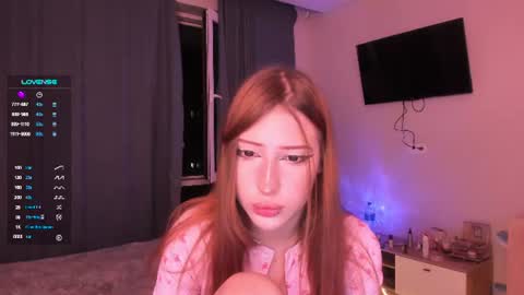 MollyLin online show from August 8, 2026, 10:45 pm