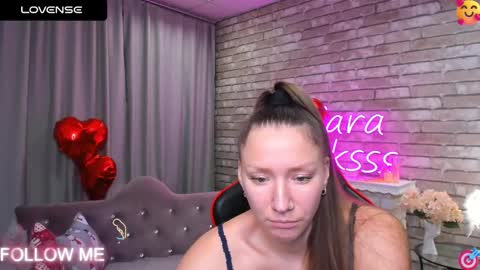 hi im Molly heregreat boobs big heart  warm pussy  online show from February 20, 2025, 3:23 am