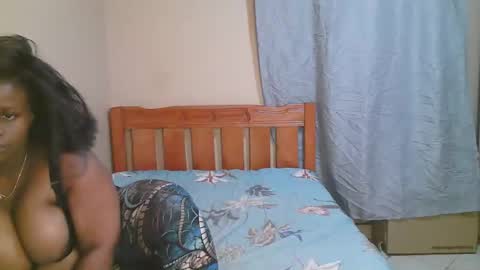 mollypowers33 online show from December 5, 2025, 6:37 pm