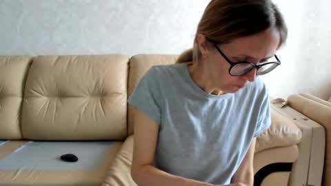 AngelMomm online show from February 17, 2025, 11:34 am