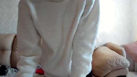 AngelMomm online show from March 1, 2025, 2:23 pm