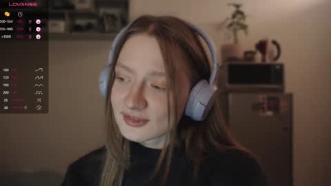 Snapshot of mollytucker chatting on December 15, 2024, 2:59 pm mollytucker online show from December 15, 2024, 2:59 pm