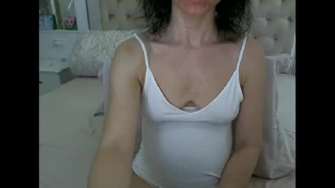 Amy online show from February 20, 2025, 1:51 pm