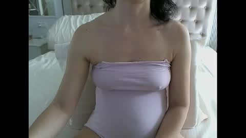 Amy online show from March 6, 2025, 9:25 am