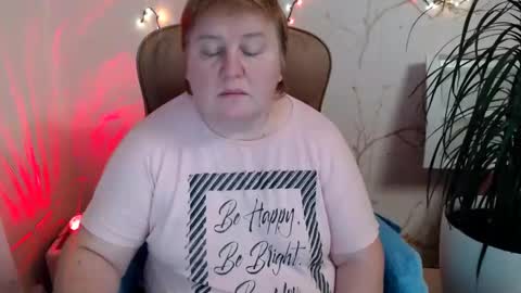 Snapshot of mommy99x chatting on December 6, 2024, 5:55 pm Mommy99X online show from December 6, 2024, 5:55 pm