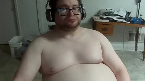 Snapshot of momo_jakes chatting on October 3, 2025, 5:04 am Jacob S. online show from October 3, 2025, 5:04 am