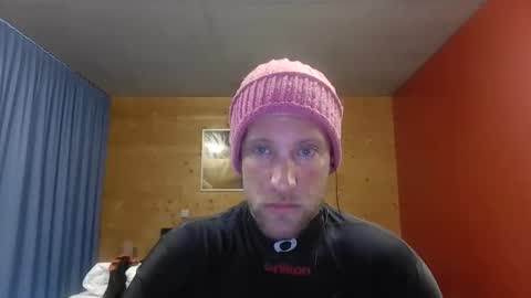 moms_little_monster online show from February 9, 2026, 1:59 pm