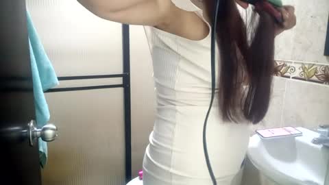 monaa_paloma online show from August 8, 2026, 2:36 am