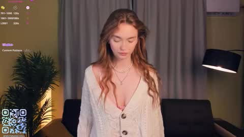 Mona online show from September 24, 2025, 5:05 pm