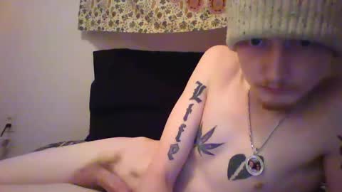 Steven Rhyne online show from December 18, 2024, 8:57 pm