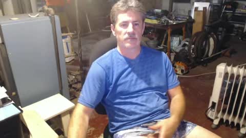 Snapshot of moneymfk chatting on June 28, 2026, 5:02 am moneymfk online show from June 28, 2026, 5:02 am