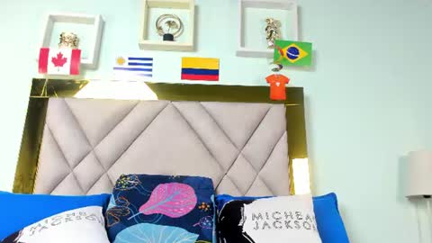 Snapshot of monic_sanders chatting on July 11, 2026, 3:20 am monic_sanders online show from July 11, 2026, 3:20 am
