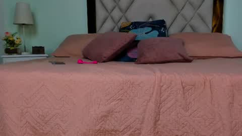 Snapshot of monic_sanders chatting on July 16, 2026, 3:45 am monic_sanders online show from July 16, 2026, 3:45 am