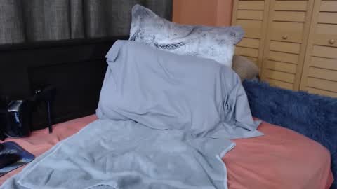 Monica Leigh online show from December 16, 2025, 2:00 pm