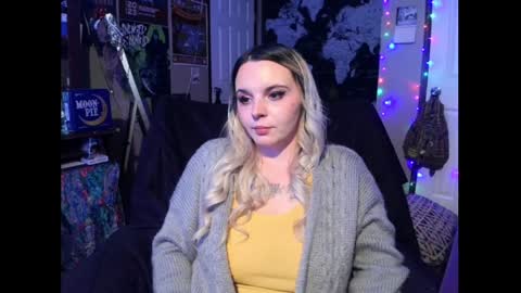 Monica online show from December 2, 2024, 4:53 pm