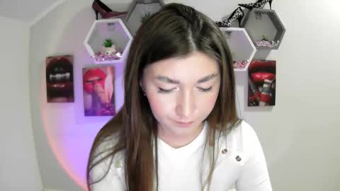 Snapshot of monica_sweets chatting on September 16, 2025, 11:11 am sweet girl and shine body online show from September 16, 2025, 11:11 am