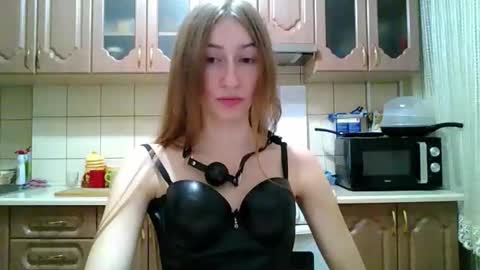 Monica online show from January 14, 2026, 8:47 pm