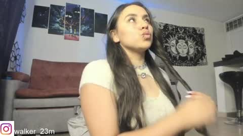 Snapshot of monicawalker2 chatting on July 2, 2026, 4:07 am monicawalker2 online show from July 2, 2026, 4:07 am