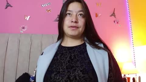 monickhot303av online show from October 8, 2025, 1:47 am