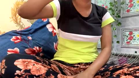 Snapshot of monika_reddy62 chatting on October 8, 2025, 5:05 am monika_reddy62 online show from October 8, 2025, 5:05 am