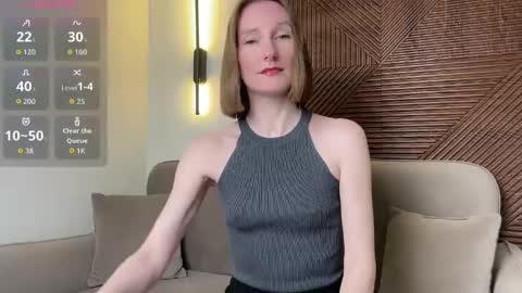Snapshot of monikabos chatting on May 18, 2026, 9:09 pm MonikaBos online show from May 18, 2026, 9:09 pm